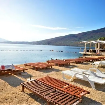 Apartament Laki Djenovici *